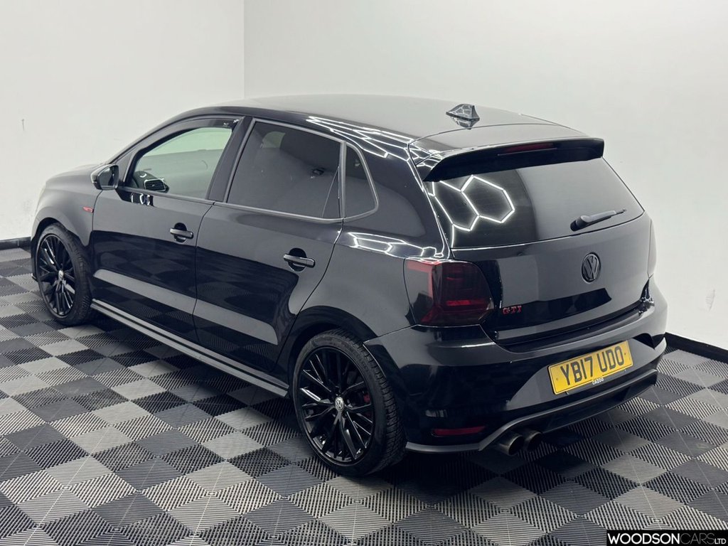 Used Volkswagen Polo 2017 for sale - 77748677: Photo 2