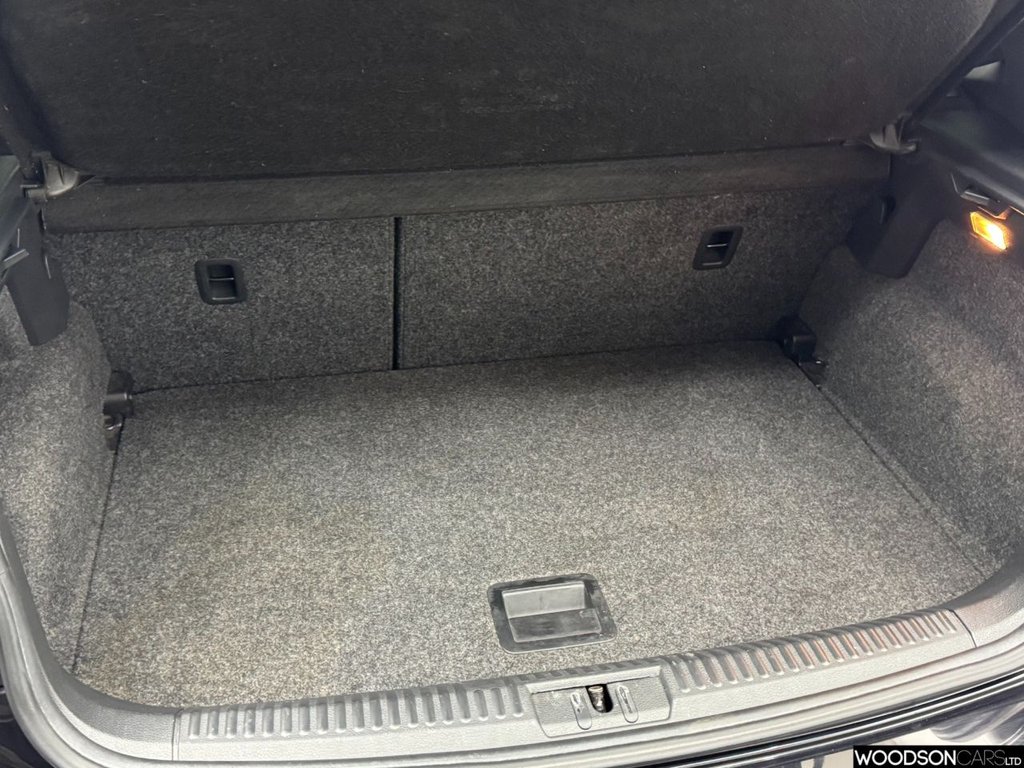 Used Volkswagen Polo 2017 for sale - 77748677: Photo 22