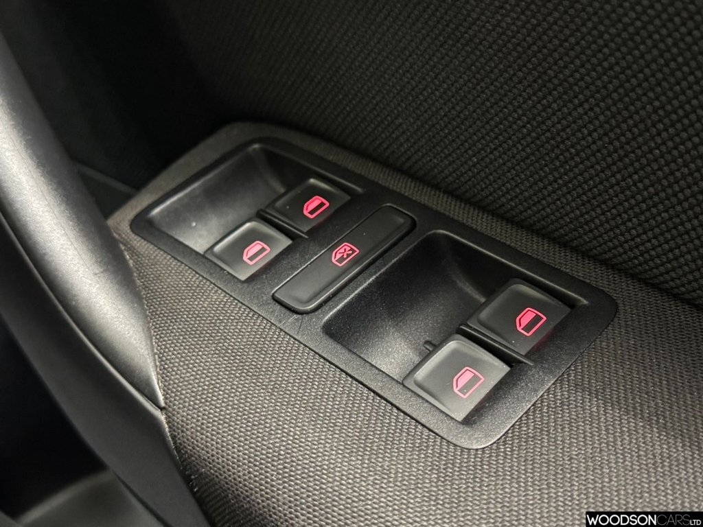 Used Volkswagen Polo 2017 for sale - 77748677: Photo 29