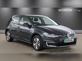 Used Volkswagen Golf 2019 for sale - 78955317: Photo