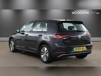 Used Volkswagen Golf 2019 for sale - 78955317: Photo