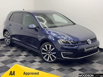 Used Volkswagen Golf 2017 for sale - 76558678: Photo
