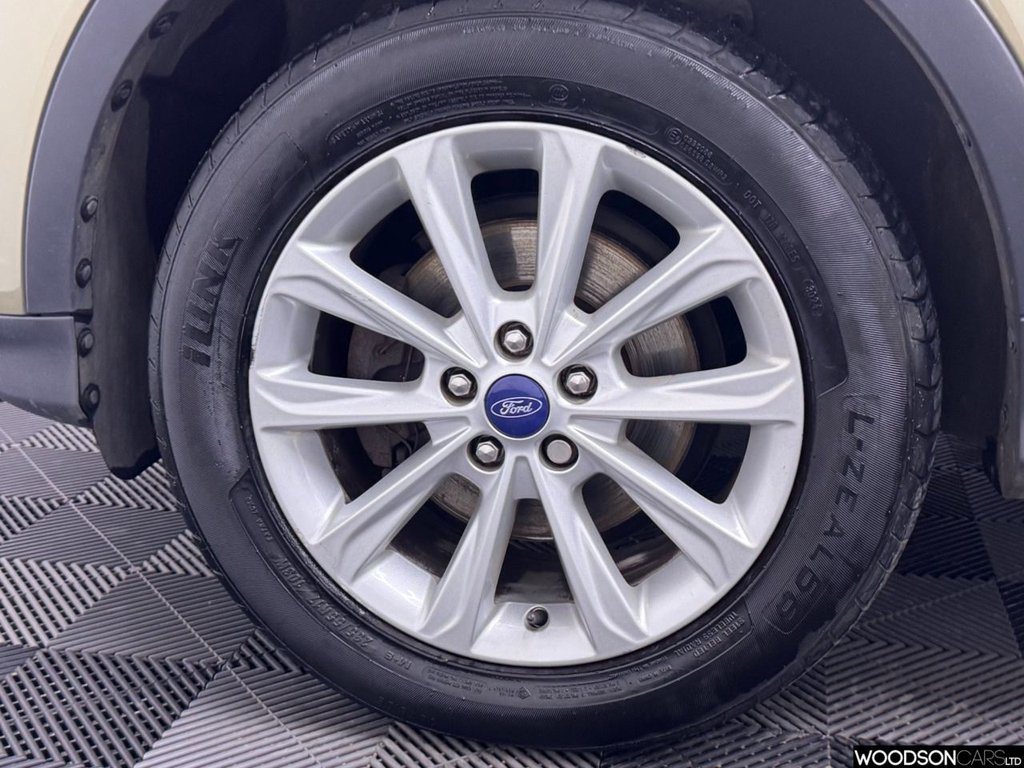 Used Ford Kuga 2014 for sale - 76923543: Photo 40