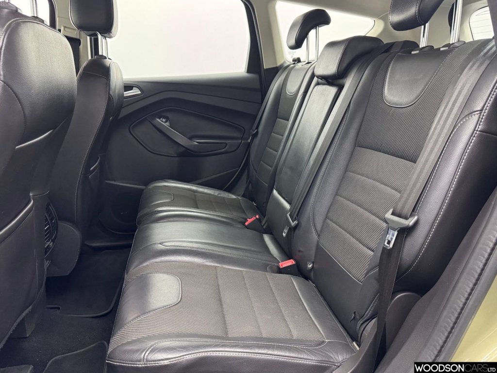 Used Ford Kuga 2014 for sale - 76923543: Photo 7