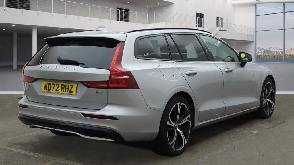 Used Volvo V60 2023 for sale - 77835738: Photo 11
