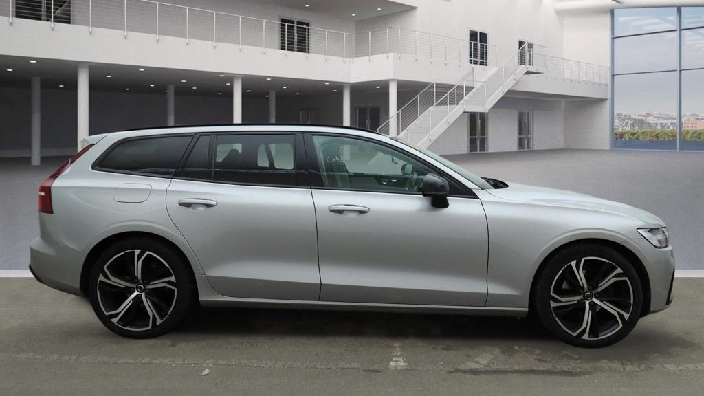 Used Volvo V60 2023 for sale - 77835738: Photo 12
