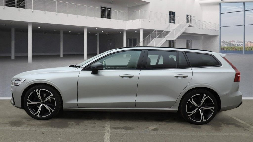 Used Volvo V60 2023 for sale - 77835738: Photo 13