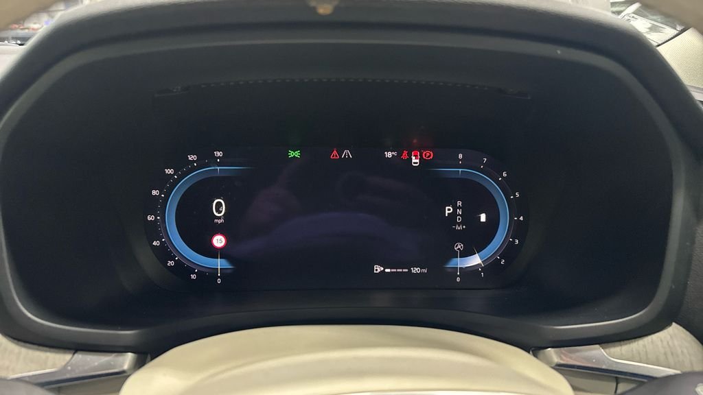 Used Volvo V60 2023 for sale - 77835738: Photo 7