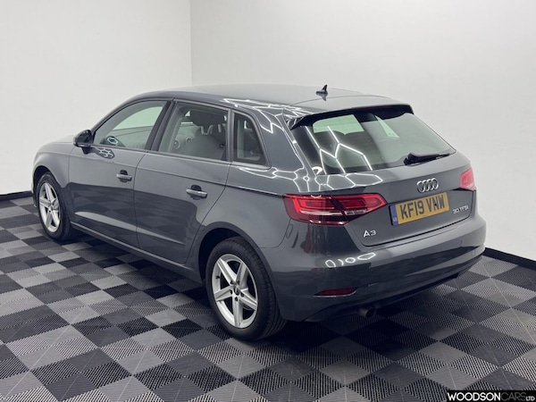 Used Audi A3 2019 for sale - 76203142: Photo 2