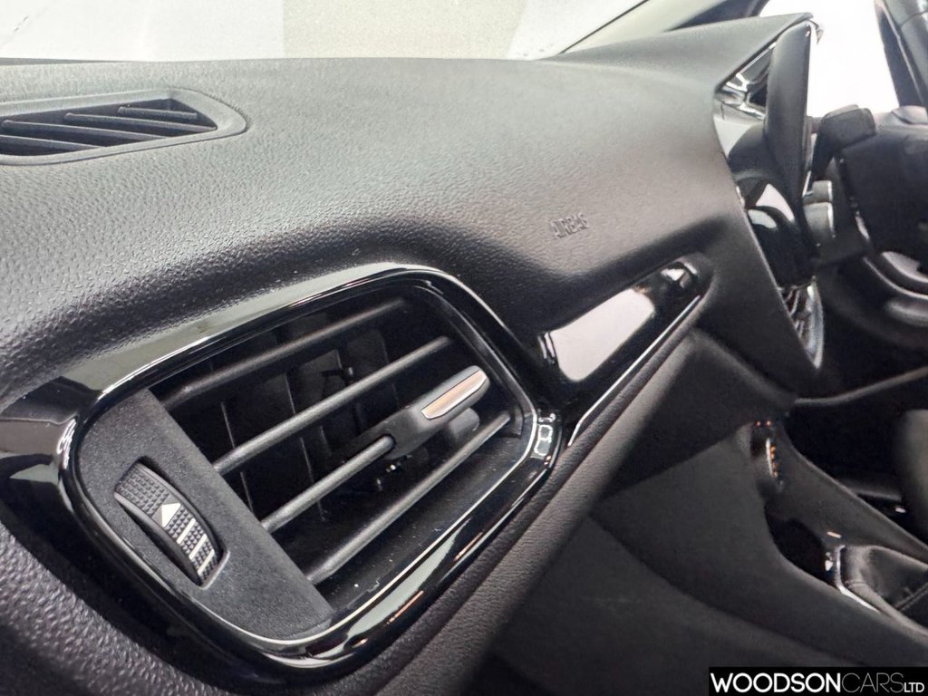 Used Ford Fiesta 2018 for sale - 77140161: Photo 30