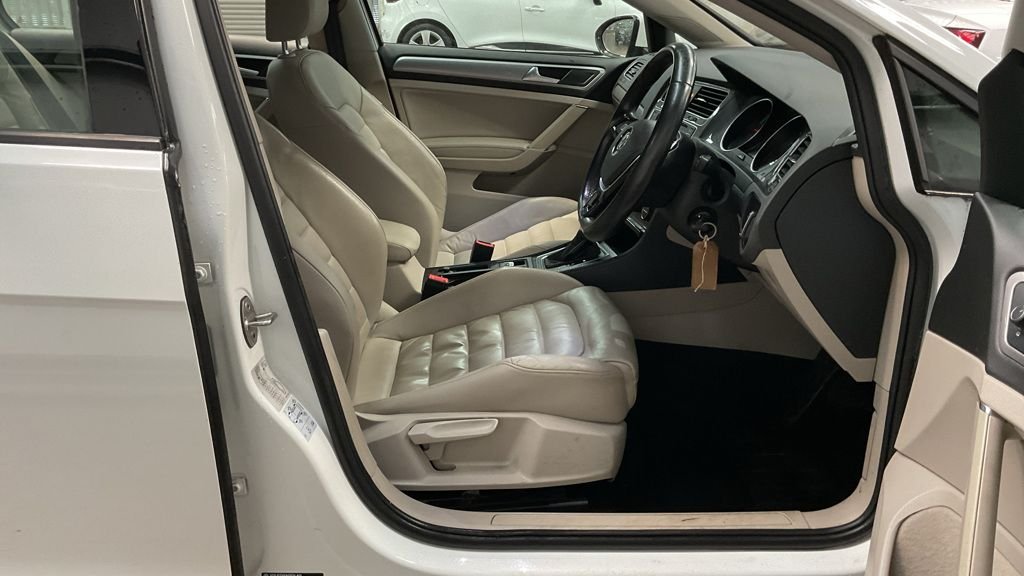 Used Volkswagen Golf 2015 for sale - 77422491: Photo 6