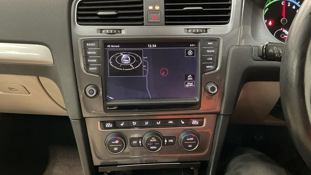 Used Volkswagen Golf 2015 for sale - 77422491: Photo 8