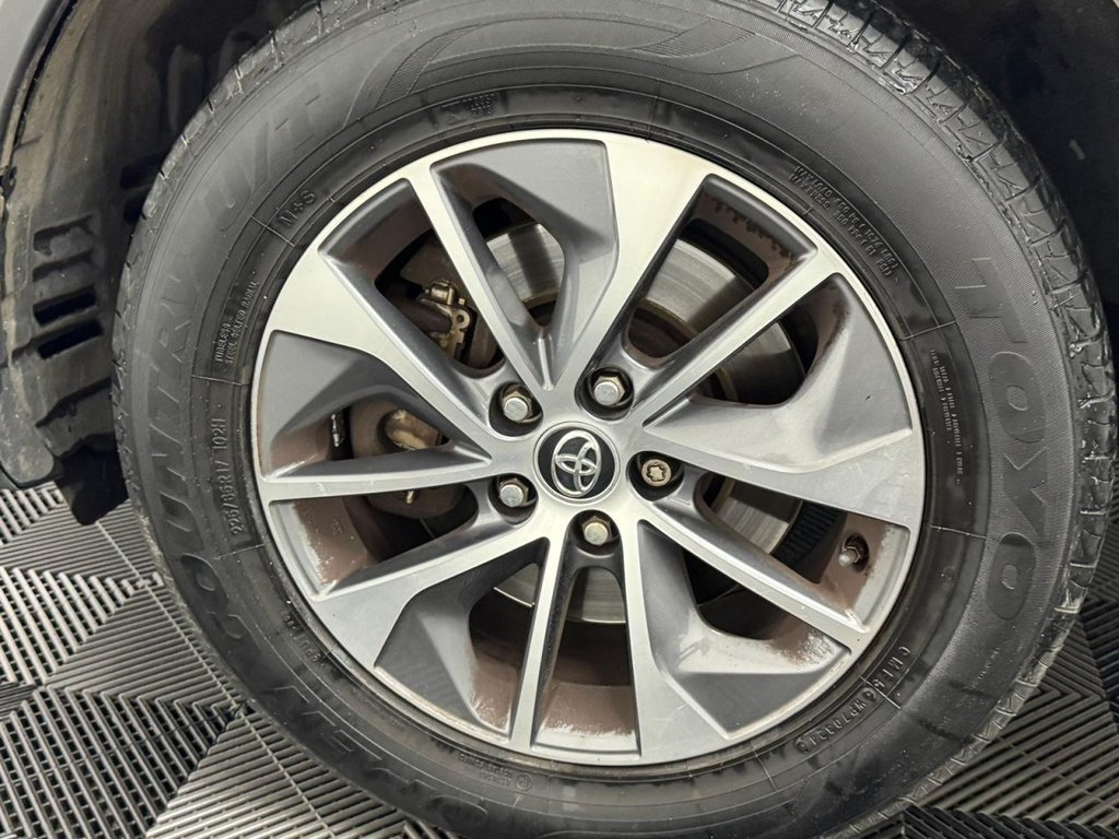 Used Toyota RAV4 2017 for sale - 78096294: Photo 30