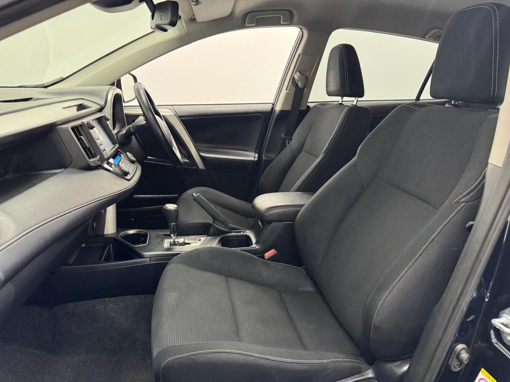 Used Toyota RAV4 2017 for sale - 78096294: Photo 6