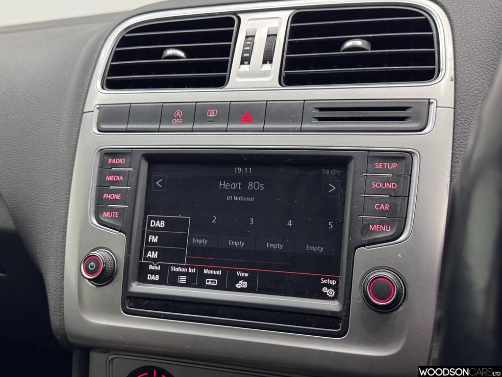 Used Volkswagen Polo 2016 for sale - 76841684: Photo 10