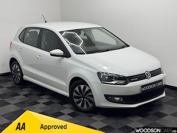 Used Volkswagen Polo 2016 for sale - 76841684: Photo