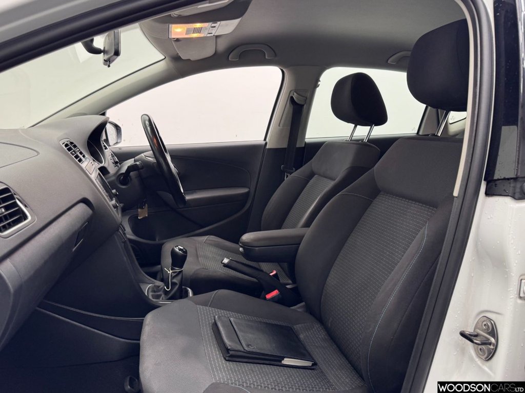 Used Volkswagen Polo 2016 for sale - 76841684: Photo 6