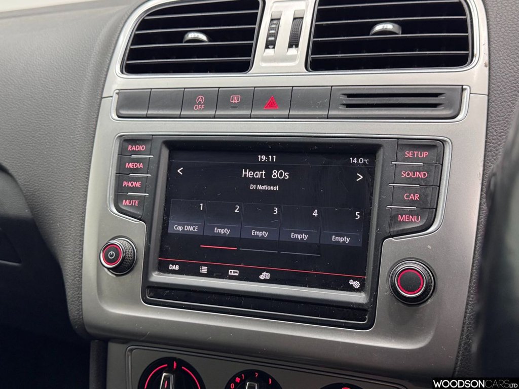 Used Volkswagen Polo 2016 for sale - 76841684: Photo 9