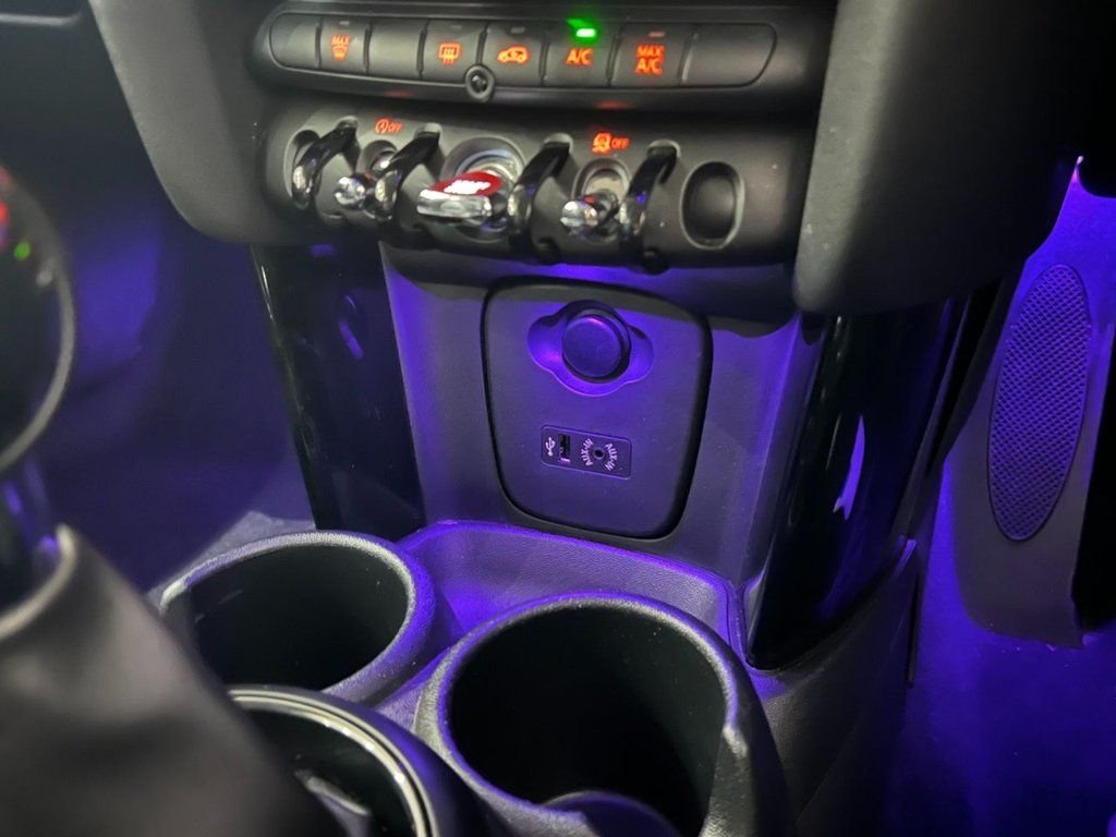 Used MINI Hatch 2017 for sale - 76642871: Photo 24