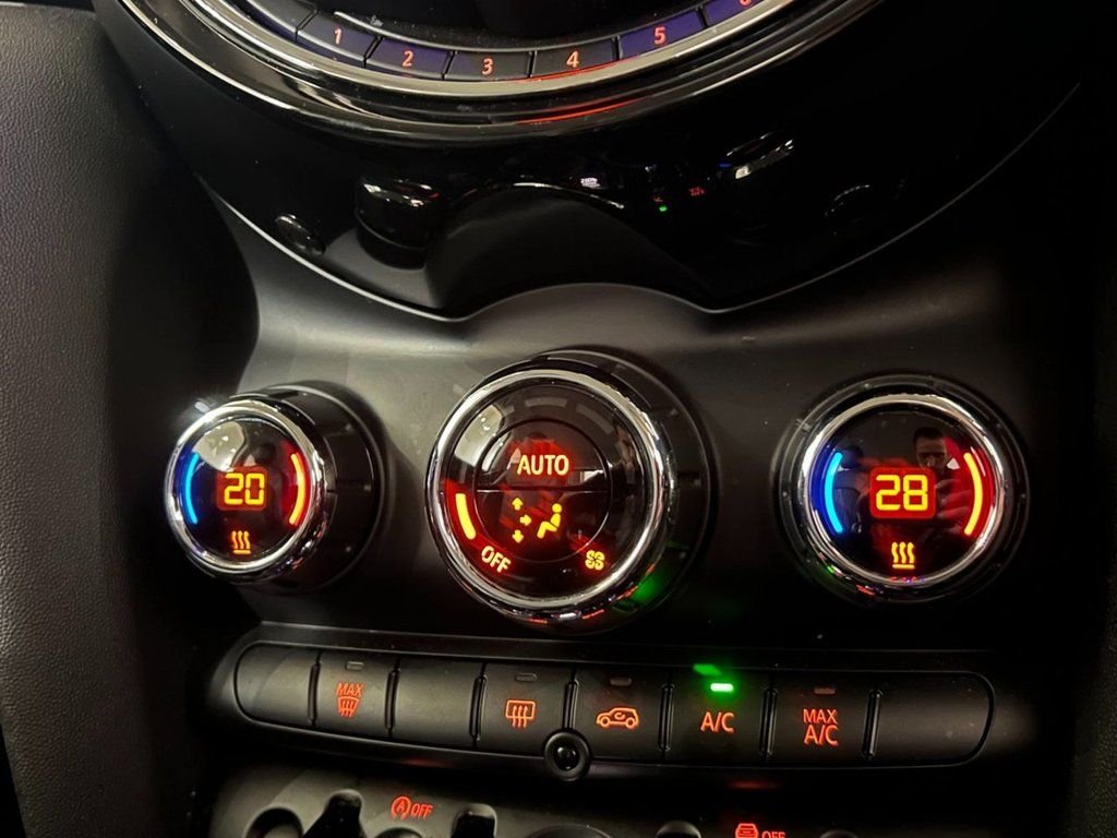 Used MINI Hatch 2017 for sale - 76642871: Photo 25