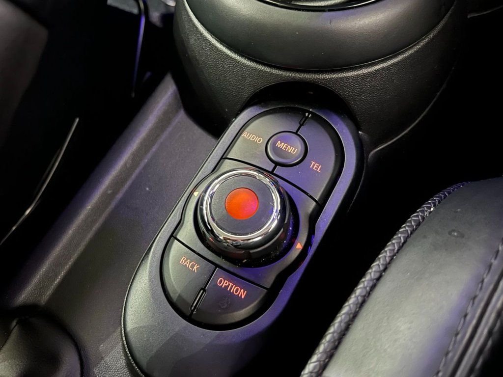 Used MINI Hatch 2017 for sale - 76642871: Photo 28