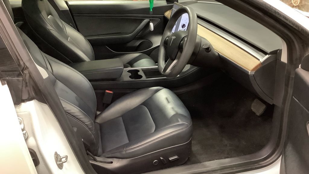 Used Tesla Model 3 2020 for sale - 76962112: Photo 5