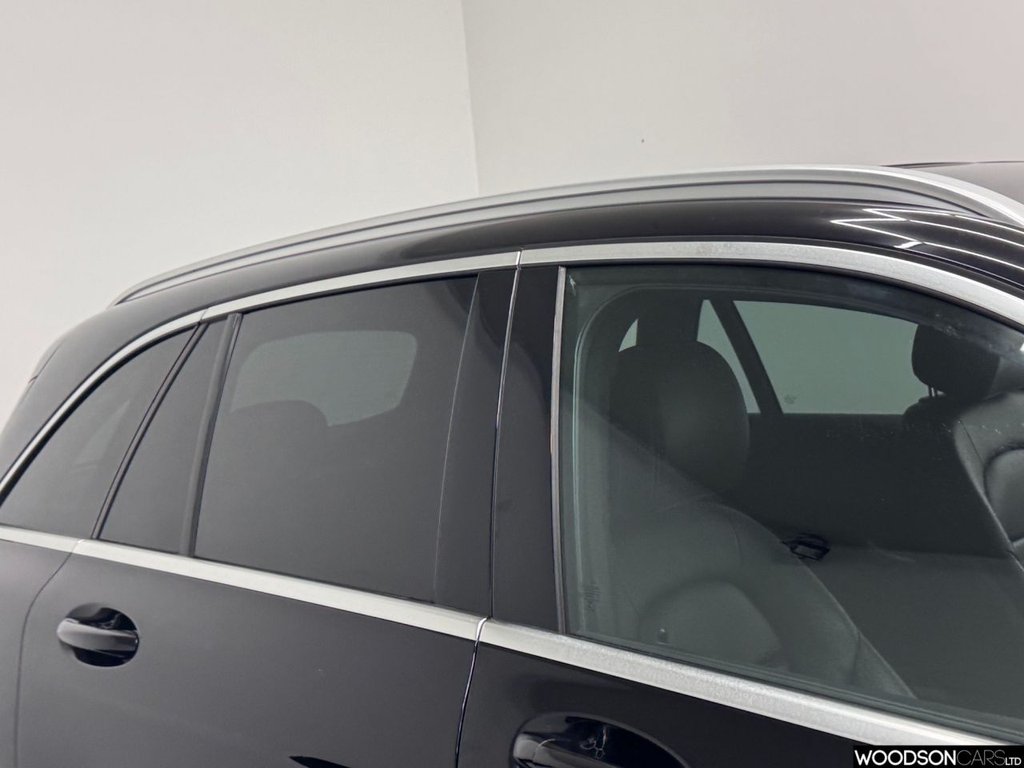 Used Mercedes-Benz GLC 2018 for sale - 77666623: Photo 35