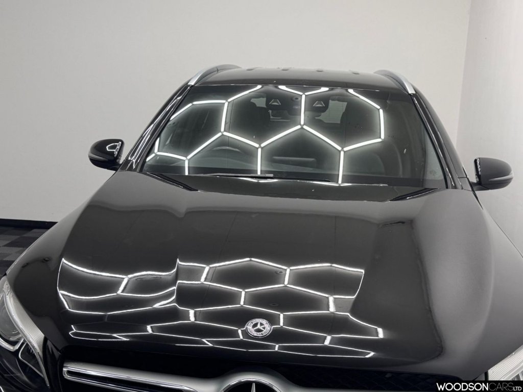 Used Mercedes-Benz GLC 2018 for sale - 77666623: Photo 38