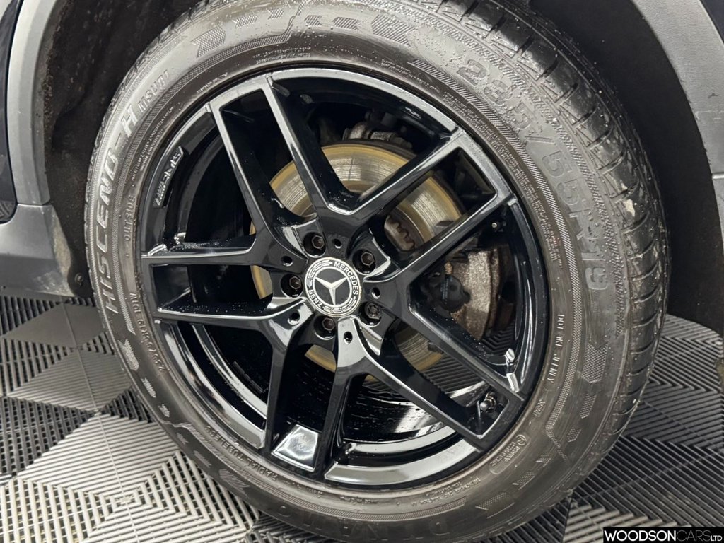 Used Mercedes-Benz GLC 2018 for sale - 77666623: Photo 44