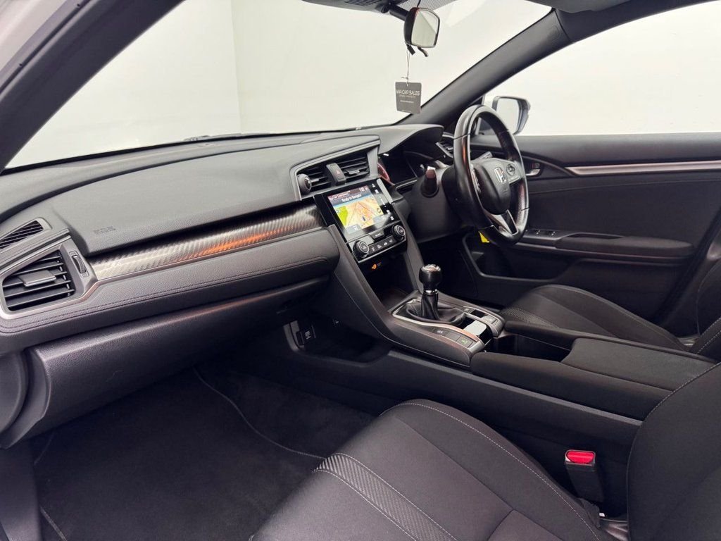 Used Honda Civic 2018 for sale - 76595863: Photo 5