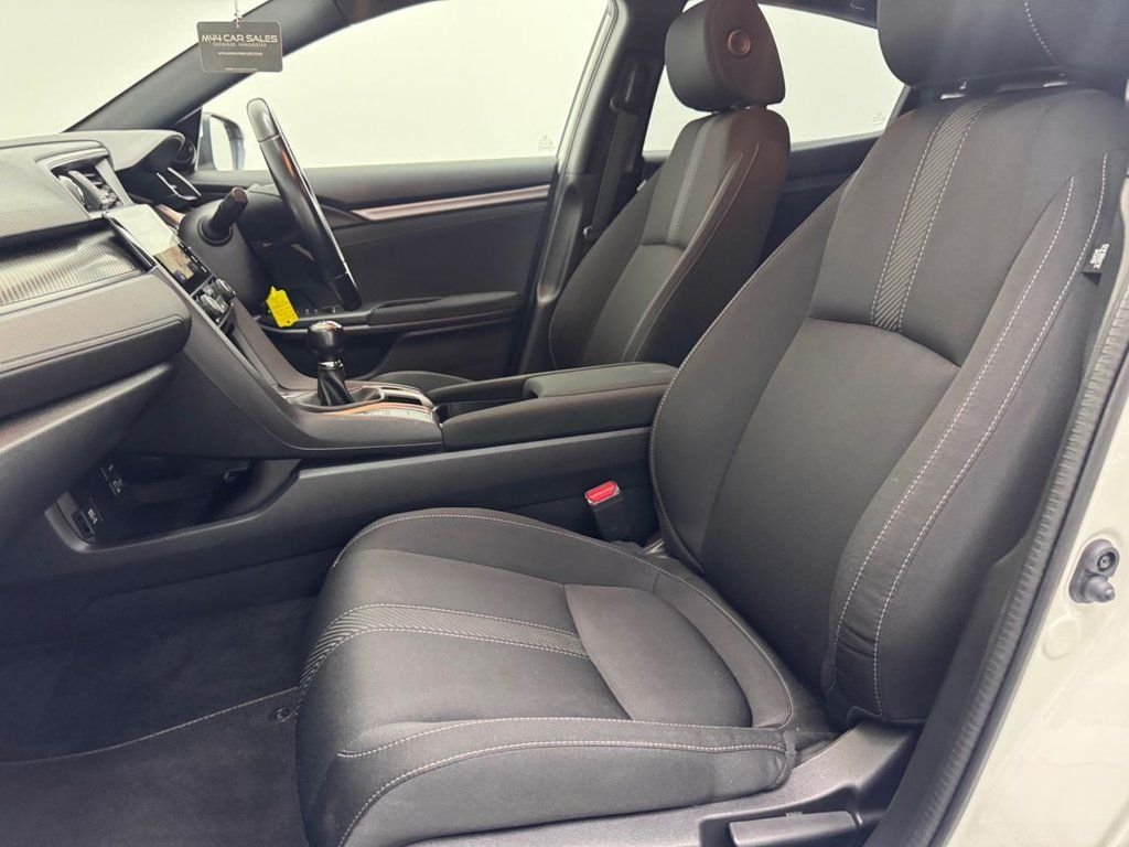 Used Honda Civic 2018 for sale - 76595863: Photo 6