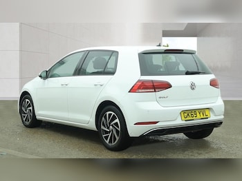 Used Volkswagen Golf 2019 for sale - 78401513: Photo