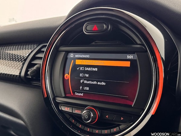 Used MINI Hatch 2019 for sale - 76080323: Photo 11