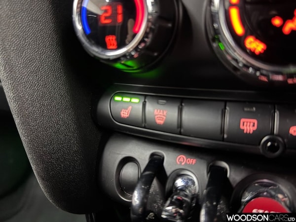 Used MINI Hatch 2019 for sale - 76080323: Photo 24