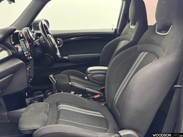 Used MINI Hatch 2019 for sale - 76080323: Photo 6