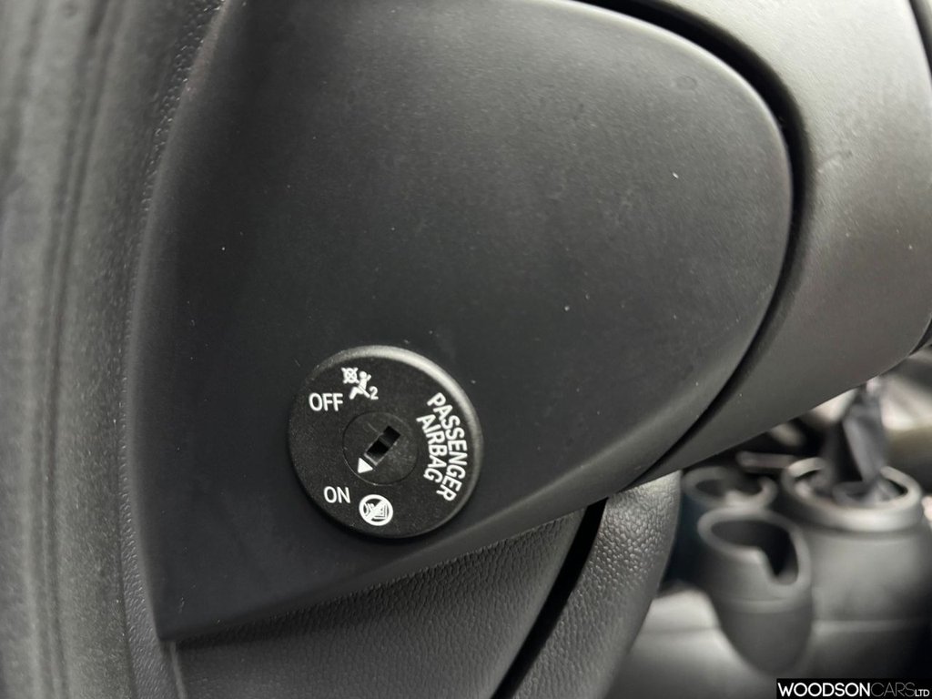 Used MINI Convertible 2019 for sale - 77654481: Photo 37