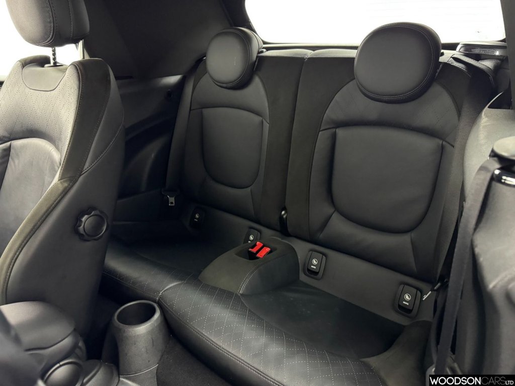 Used MINI Convertible 2019 for sale - 77654481: Photo 7