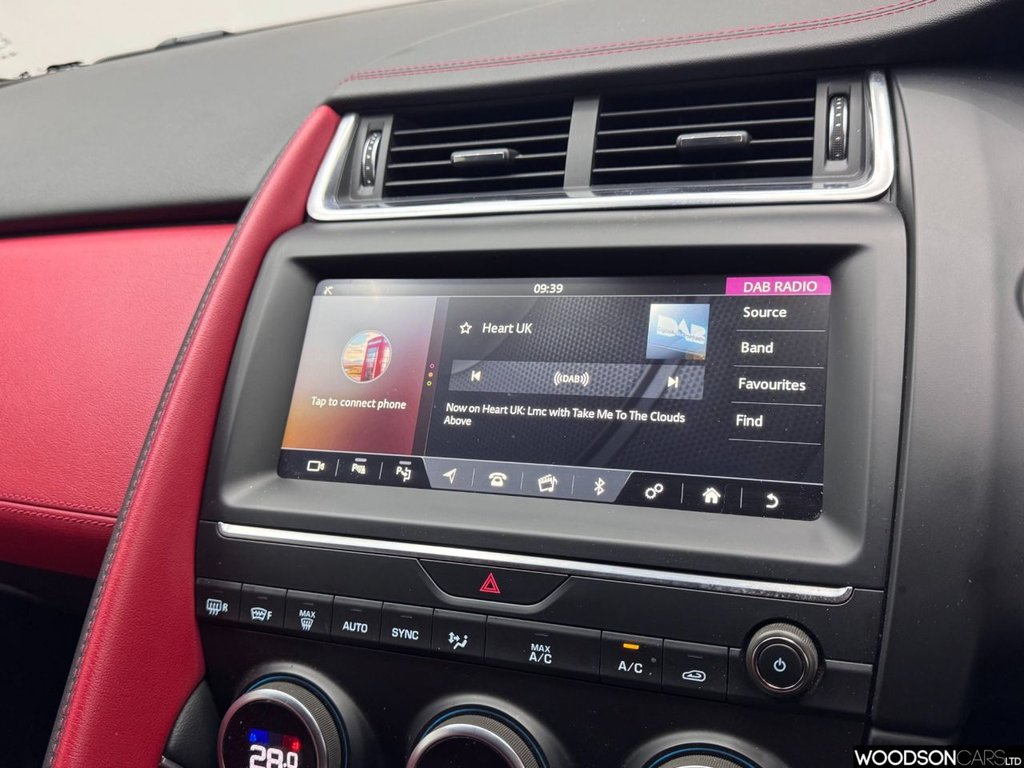 Used Jaguar E-Pace 2018 for sale - 77048913: Photo 13