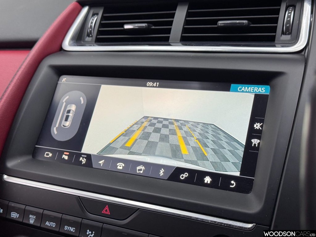 Used Jaguar E-Pace 2018 for sale - 77048913: Photo 18