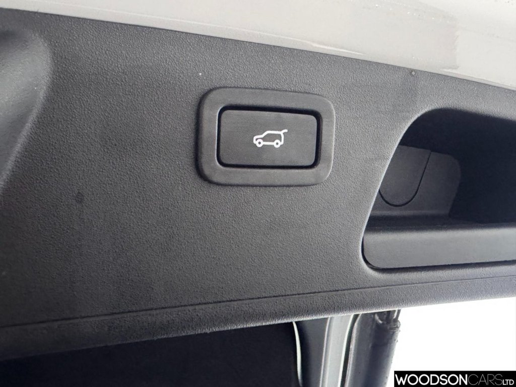 Used Jaguar E-Pace 2018 for sale - 77048913: Photo 30