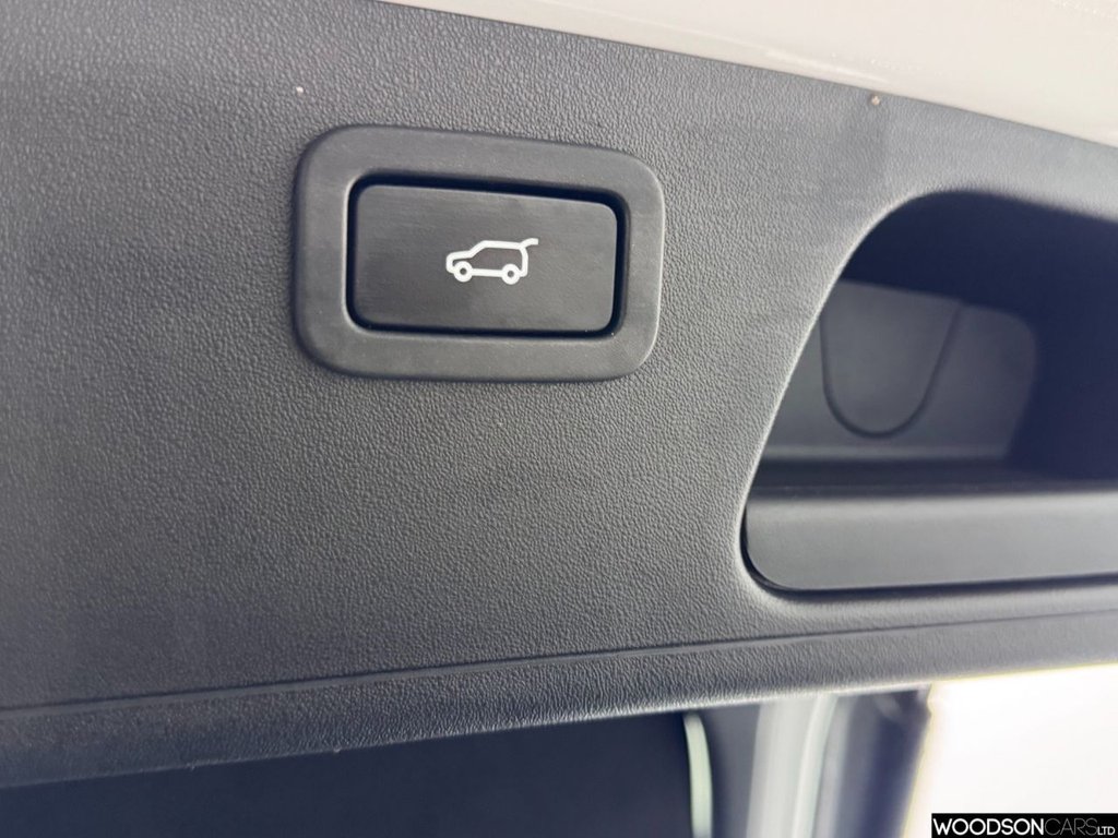 Used Jaguar E-Pace 2018 for sale - 77048913: Photo 31