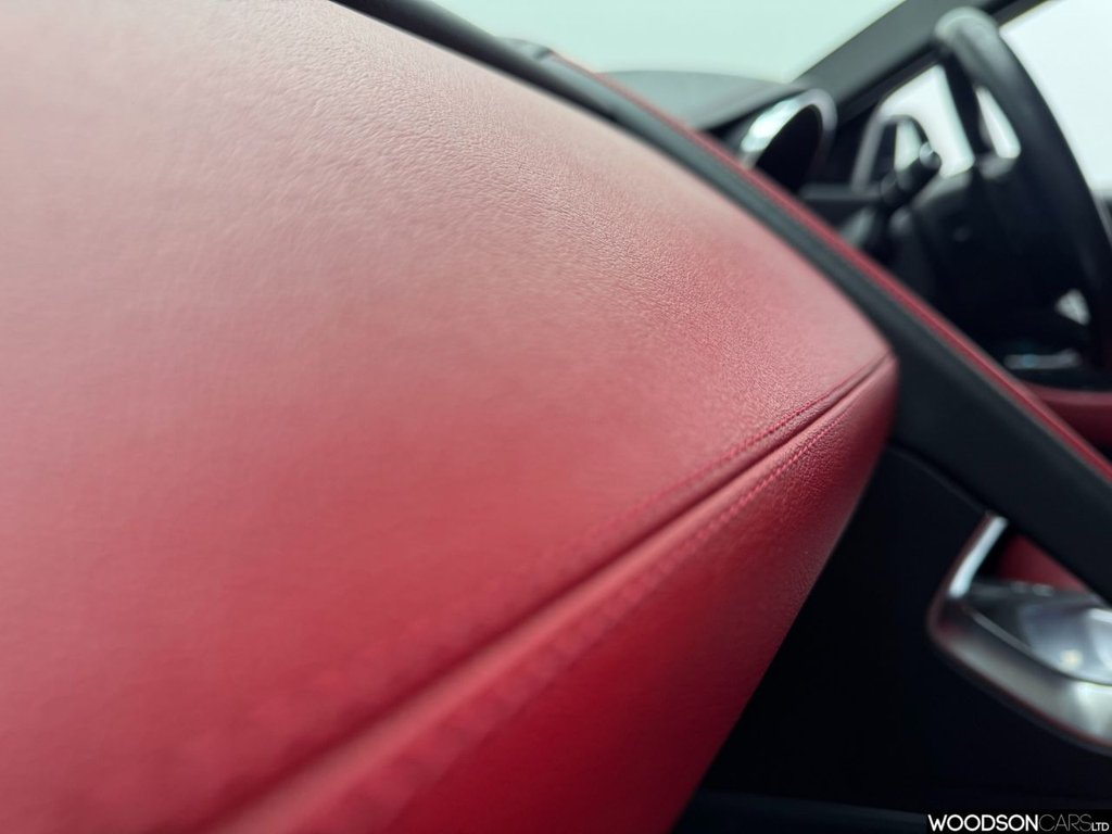 Used Jaguar E-Pace 2018 for sale - 77048913: Photo 36