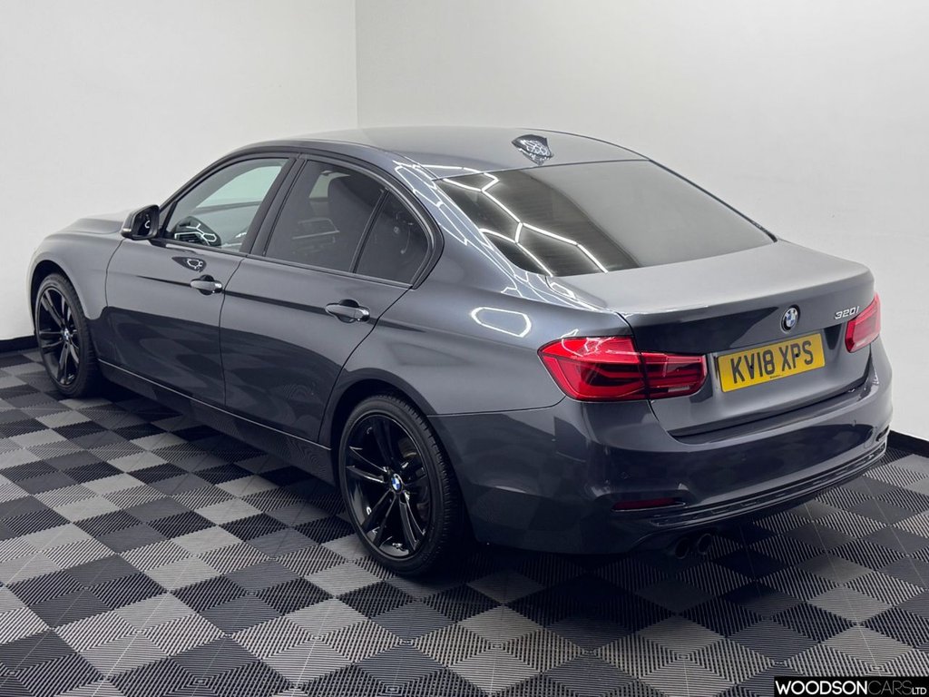 Used BMW 3 Series 2018 for sale - 76547053: Photo 2