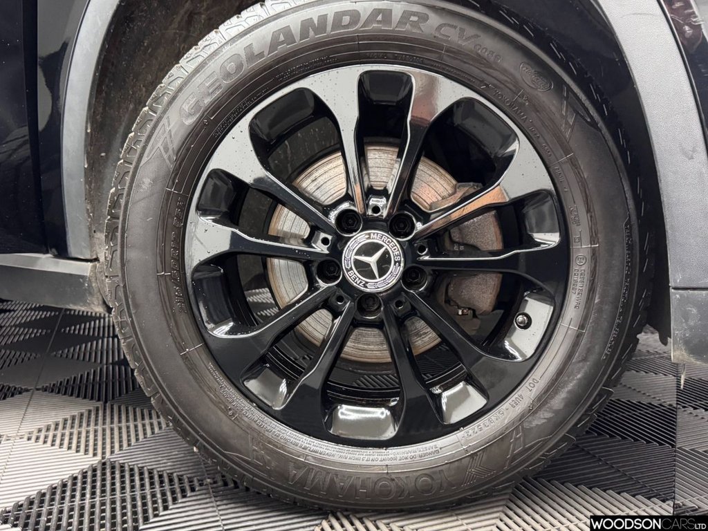 Used Mercedes-Benz GLA 2018 for sale - 76642335: Photo 42