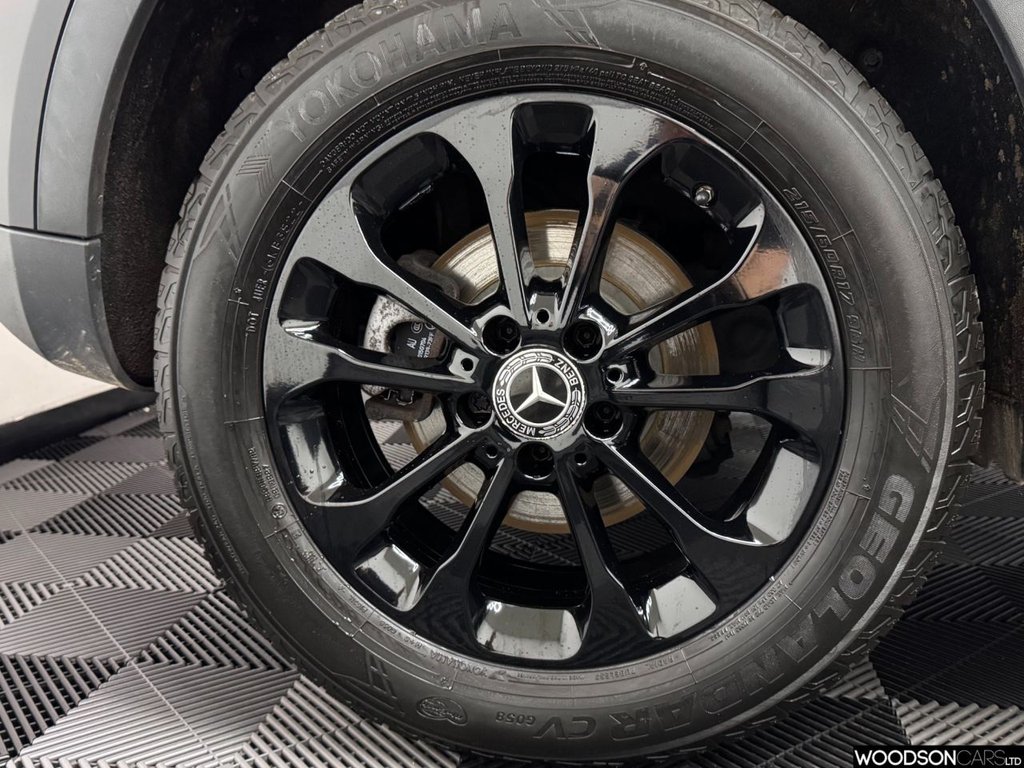 Used Mercedes-Benz GLA 2018 for sale - 76642335: Photo 43