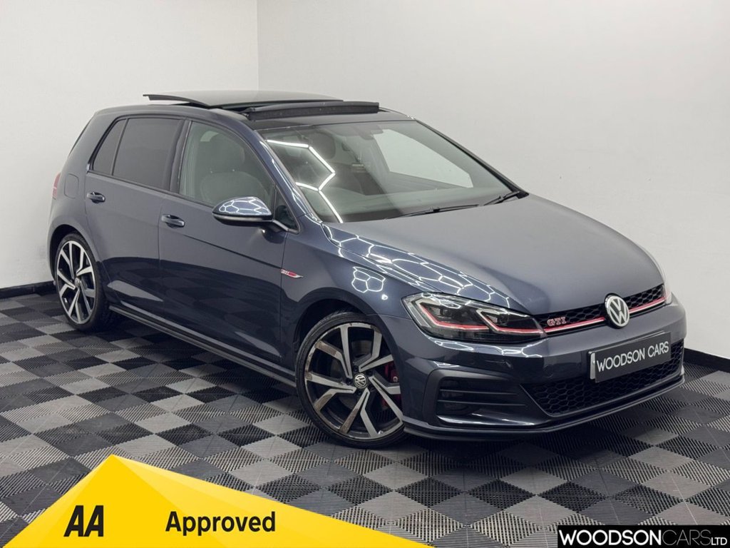 Used Volkswagen Golf 2019 for sale - 76914754: Photo 1