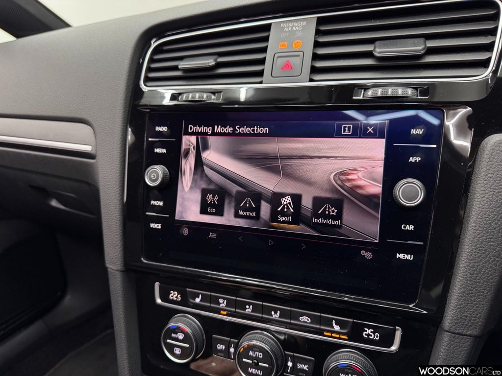 Used Volkswagen Golf 2019 for sale - 76914754: Photo 15