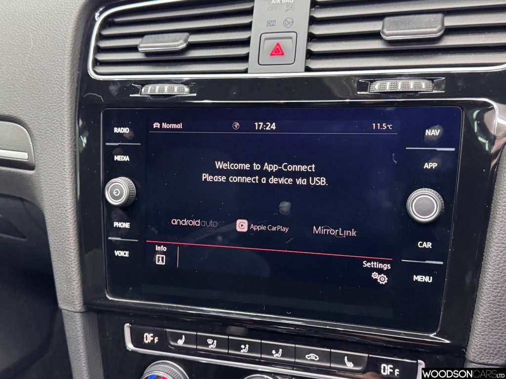 Used Volkswagen Golf 2019 for sale - 76914754: Photo 17