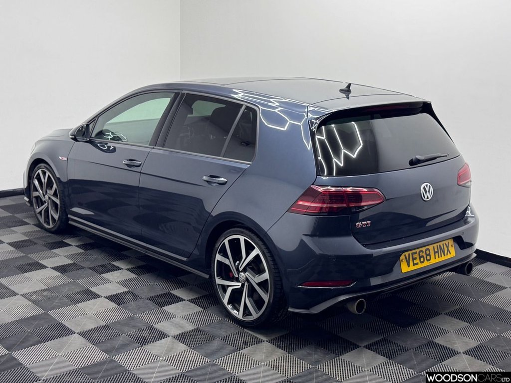 Used Volkswagen Golf 2019 for sale - 76914754: Photo 2