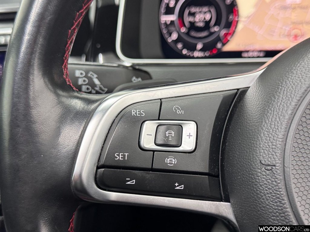 Used Volkswagen Golf 2019 for sale - 76914754: Photo 24